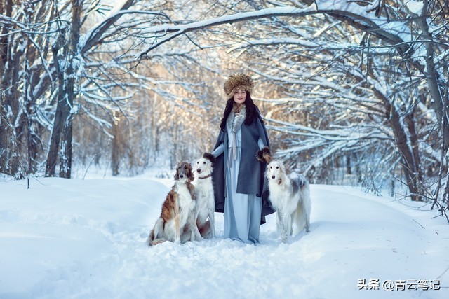 俄罗斯玩两个月需要多少人民币,俄罗斯是发达国家吗旅游攻略