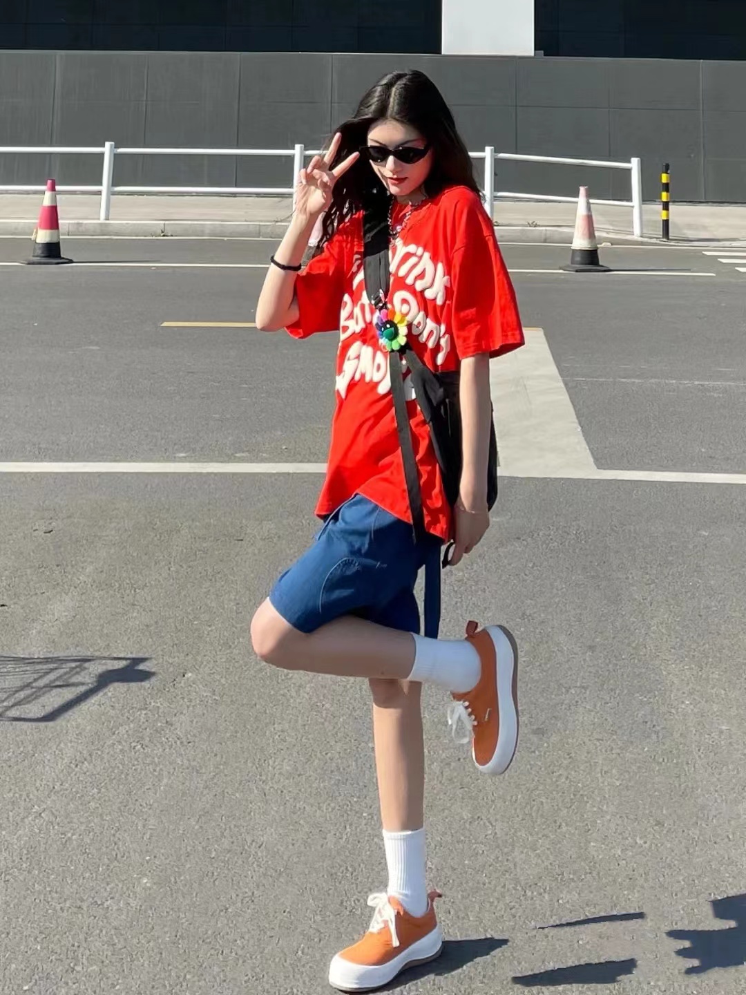 橘色鞋子怎么搭配袜子好看,橘色鞋子怎么配西装