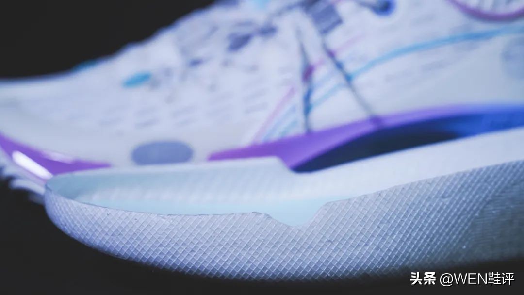 一步到位！见证经典延续-808的故事和808Ultra开箱