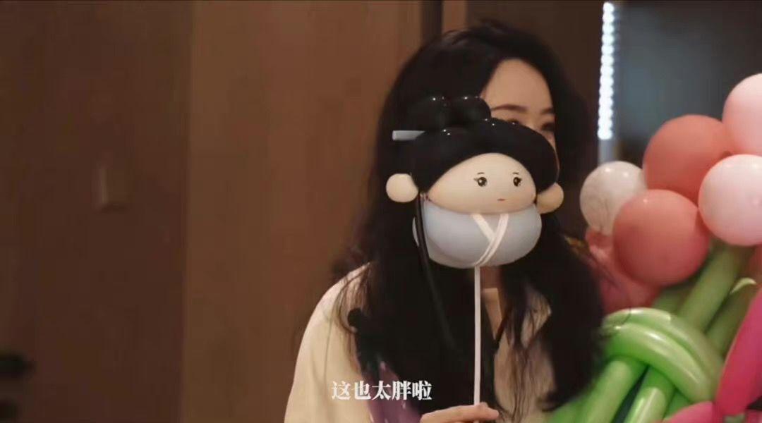 赵丽颖生日快乐34岁庆生照,赵丽颖生日活动造型