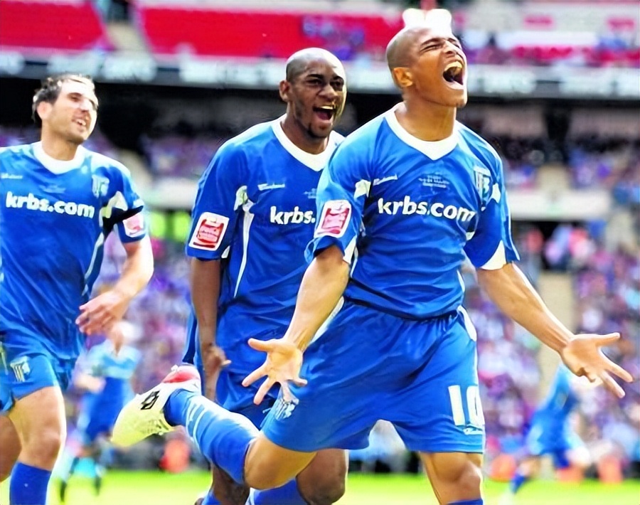 「怀旧英超」西蒙·杰克逊：流浪、坚守，加拿大男孩的足球岁月