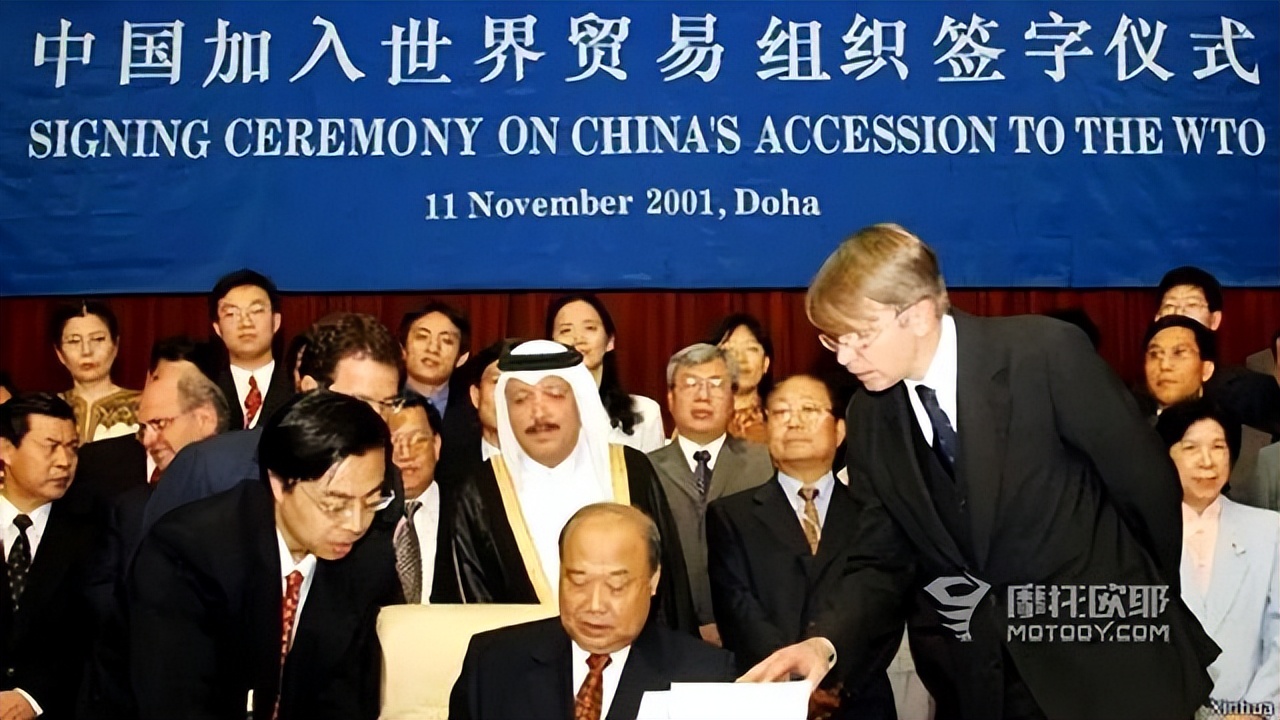 摩托车加油推行4.5米新规取消了吗,摩托车加油现在还用退出加油站吗