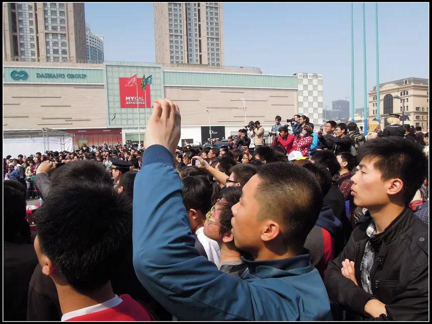 哈尔滨炫酷大片,哈尔滨街头艺术照