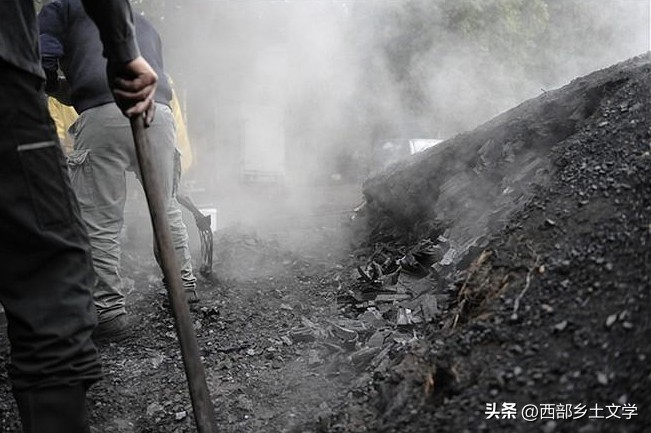 尕猴（纪实文学）