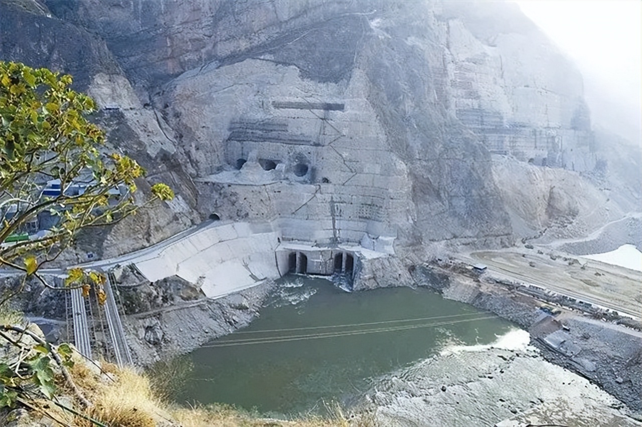 中国最大的水力发电站大坝,中国最高的水电站大坝