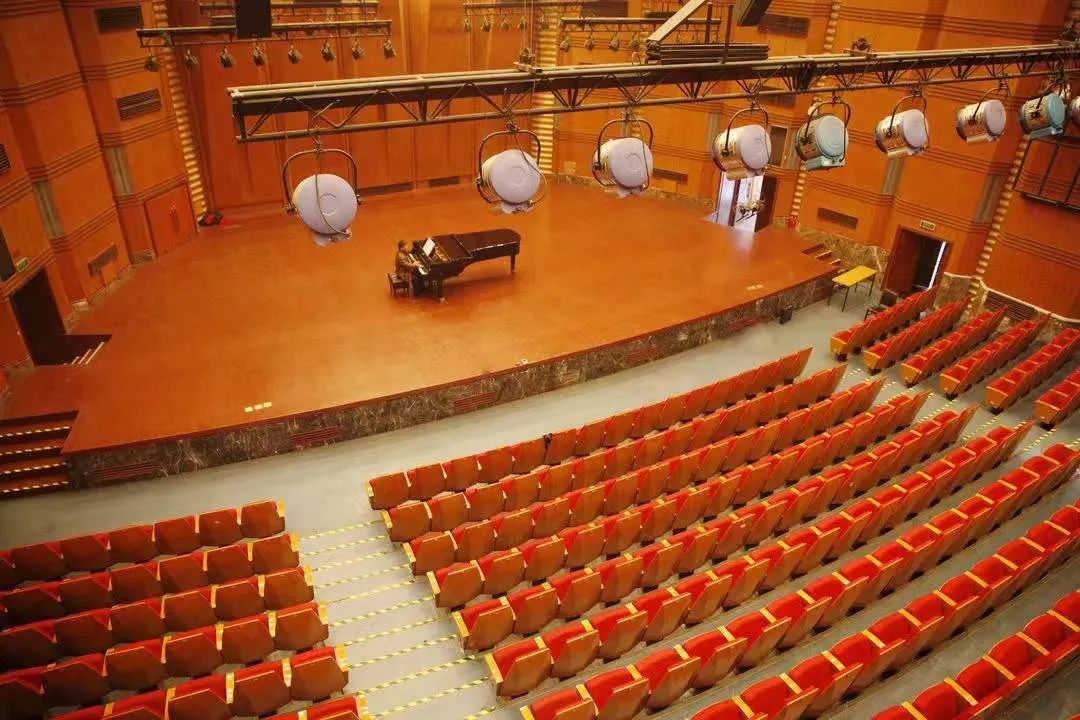 成都体育学院、四川音乐学院：都有80年以上校史，还有普通类专业