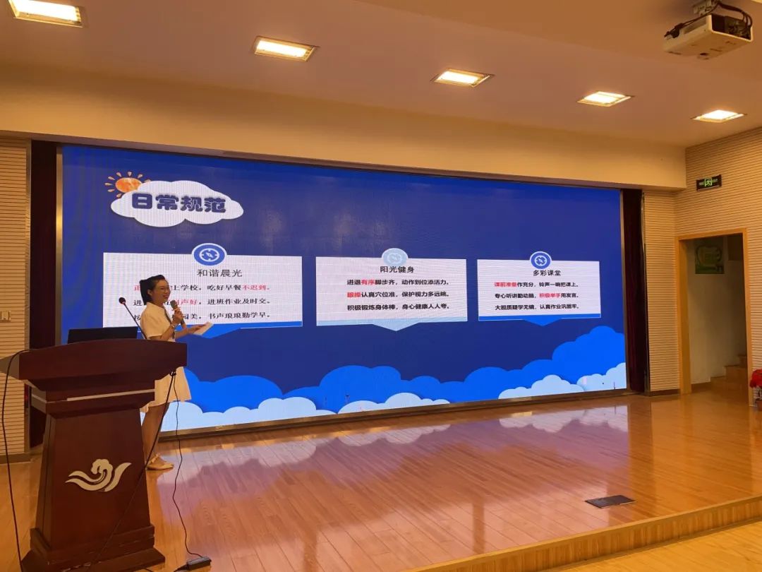 海娃专属成长册礼包！玄武区这所小学迎来130余名新生入学！