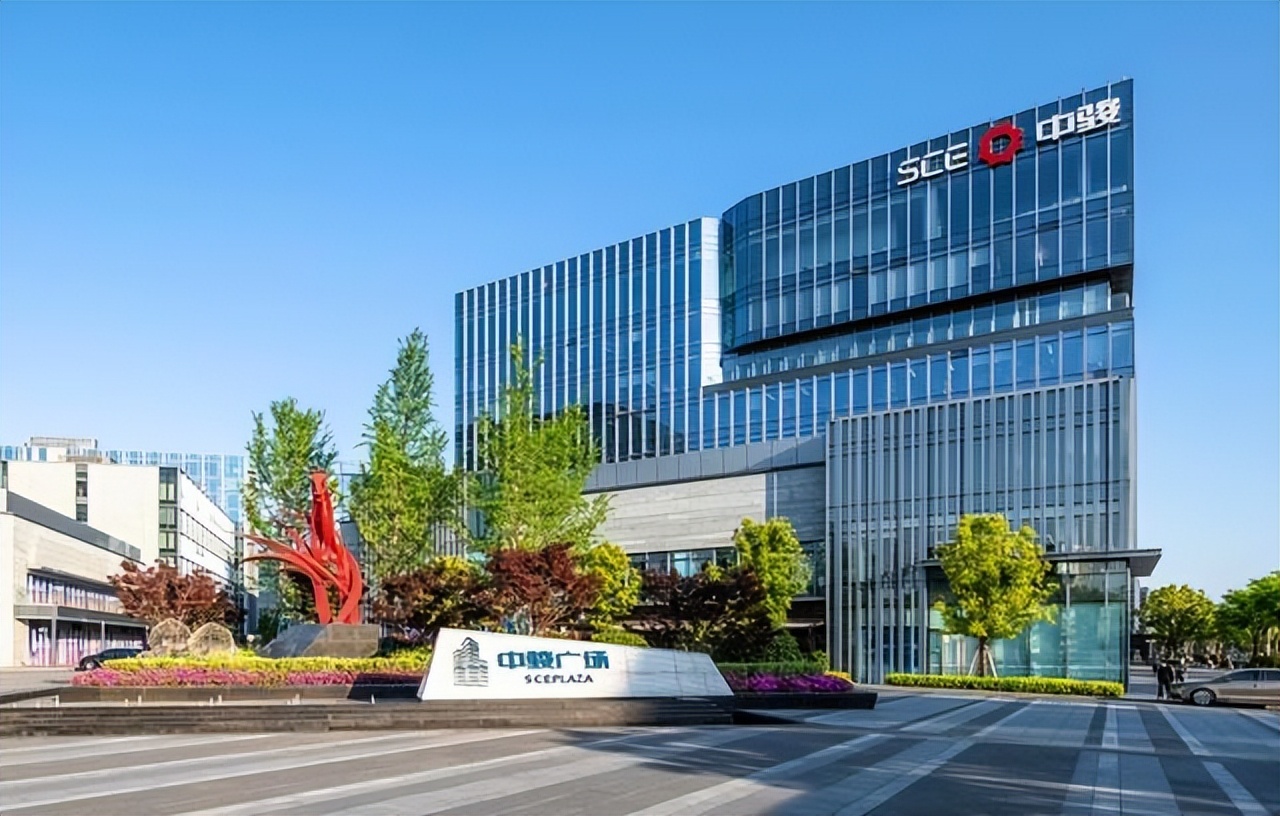 中骏置地执行总裁王勐学外语出身从一线销售飞速提拔今年才35岁