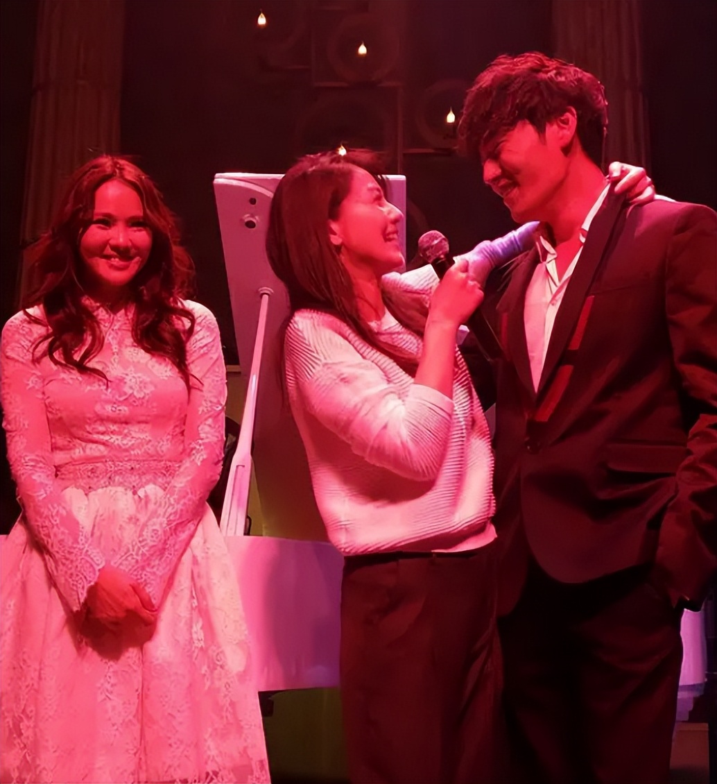 娱乐圈里的闺蜜情到底有多假,娱乐圈真正的五对闺蜜盘点