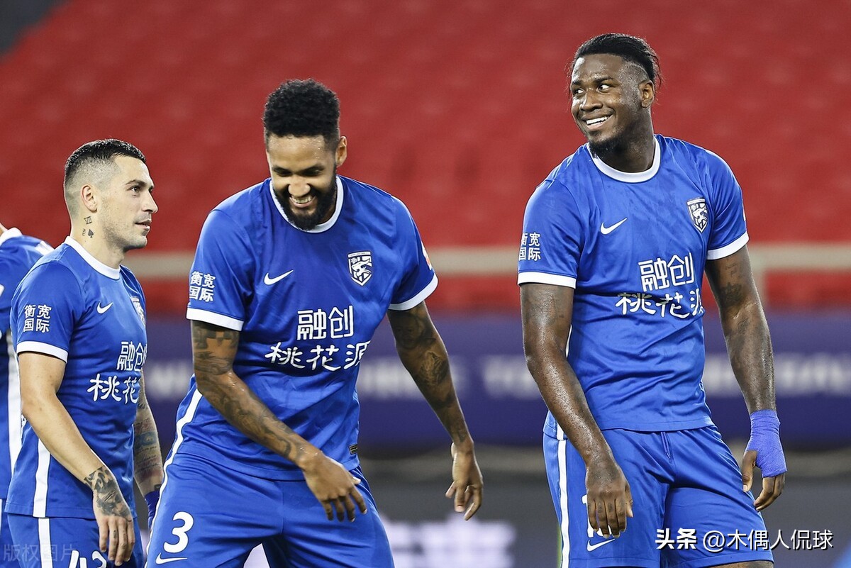 佩德罗在中超哪个队执教,泰山0-3惨败横滨谁进球