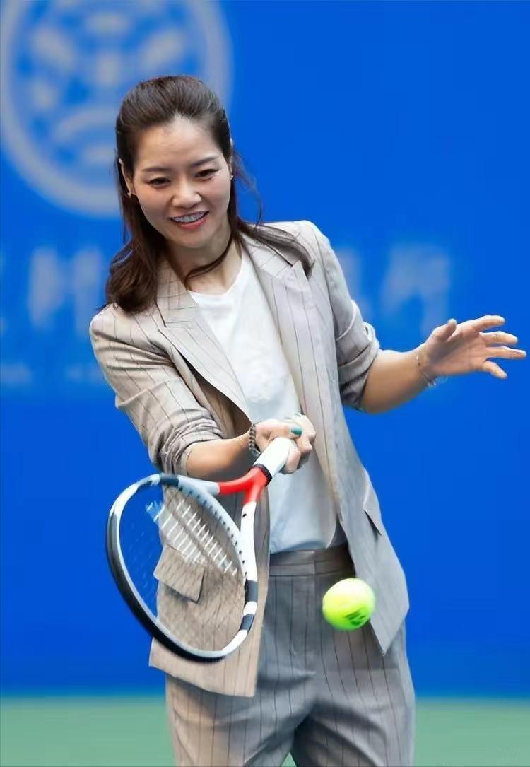 结婚16年不做饭，不见公婆，不叫爸妈，网球一姐李娜如今怎样了？