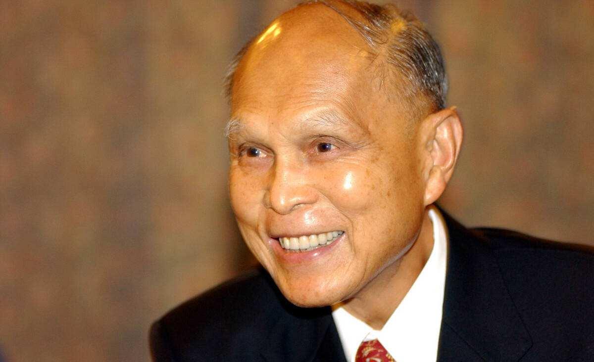 现实中的“赌圣”,一生与赌为伍,80多岁到拉斯维加斯豪赌32小时