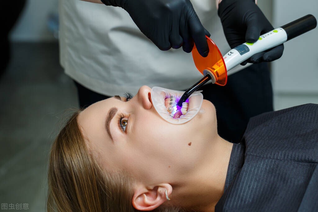 口腔溃疡久治不愈应警惕牙龈癌,口腔溃疡一查竟然是癌