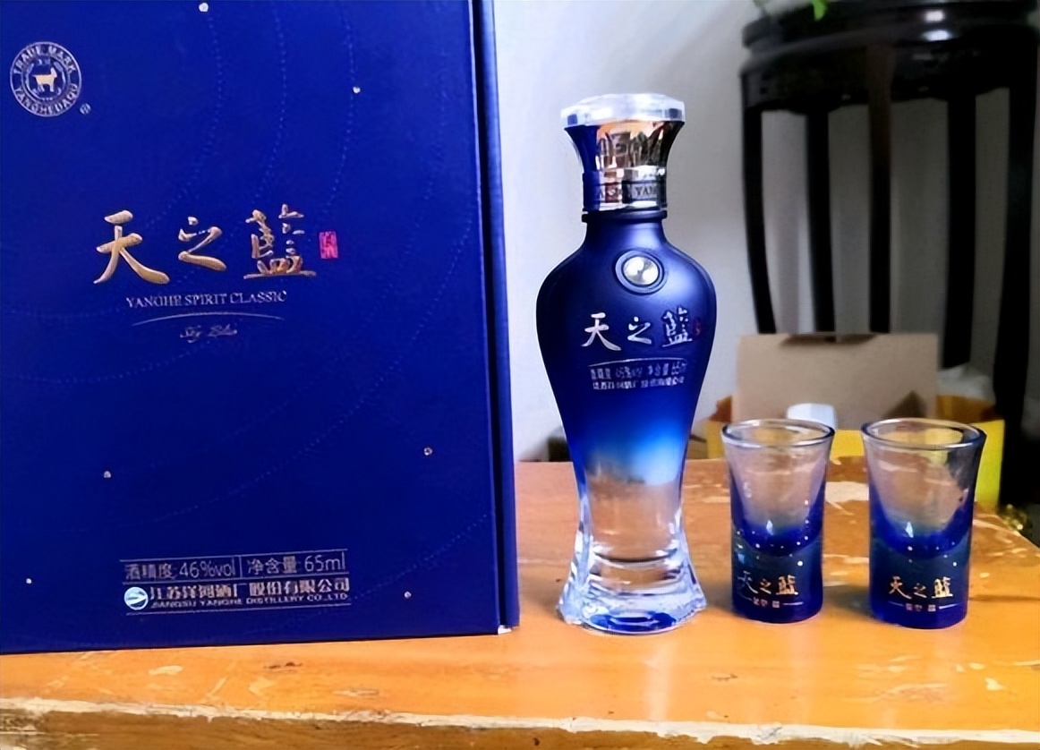 元旦聚会选酒：这10款酒滴滴醇酿，好喝不贵，你喝过哪几款？