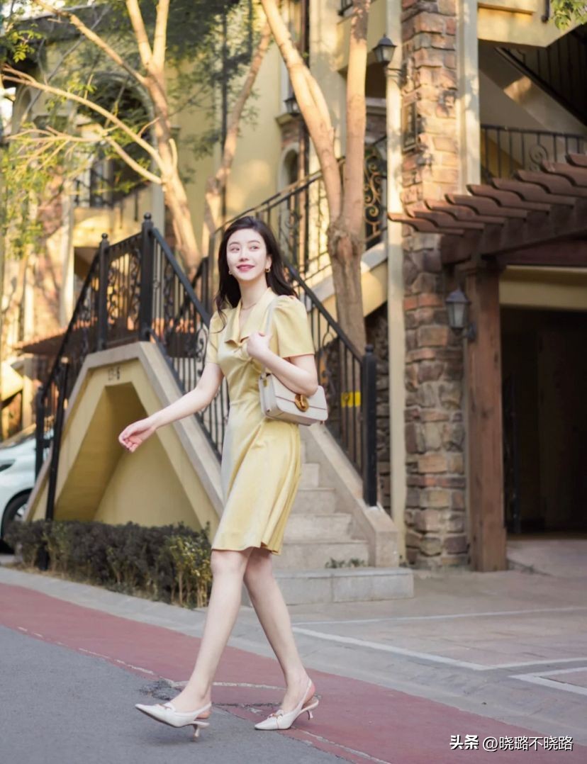 今年夏季流行的高帮休闲镂空鞋,2021早秋款时尚潮流百搭休闲鞋