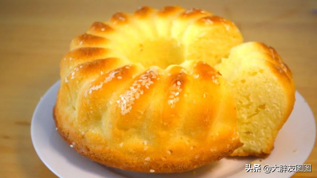 电饭煲做蛋糕怎么做才能蓬松好吃,最简单的蛋糕做法只需要一步