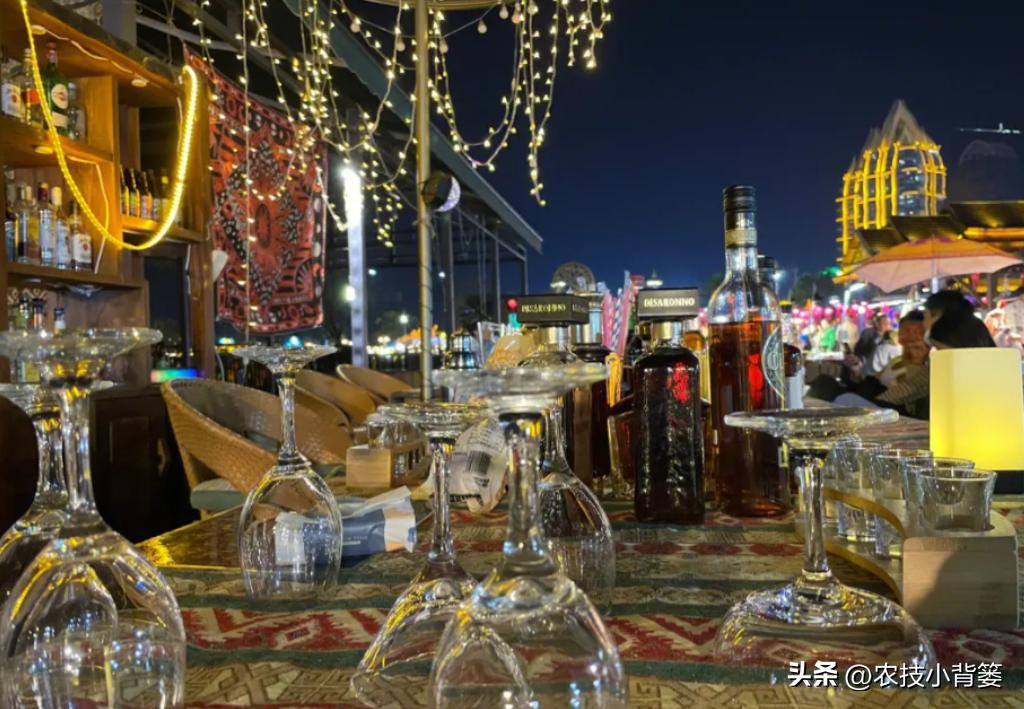 三伏天喝点白酒好吗,临近三伏天该喝啤酒还是白酒好