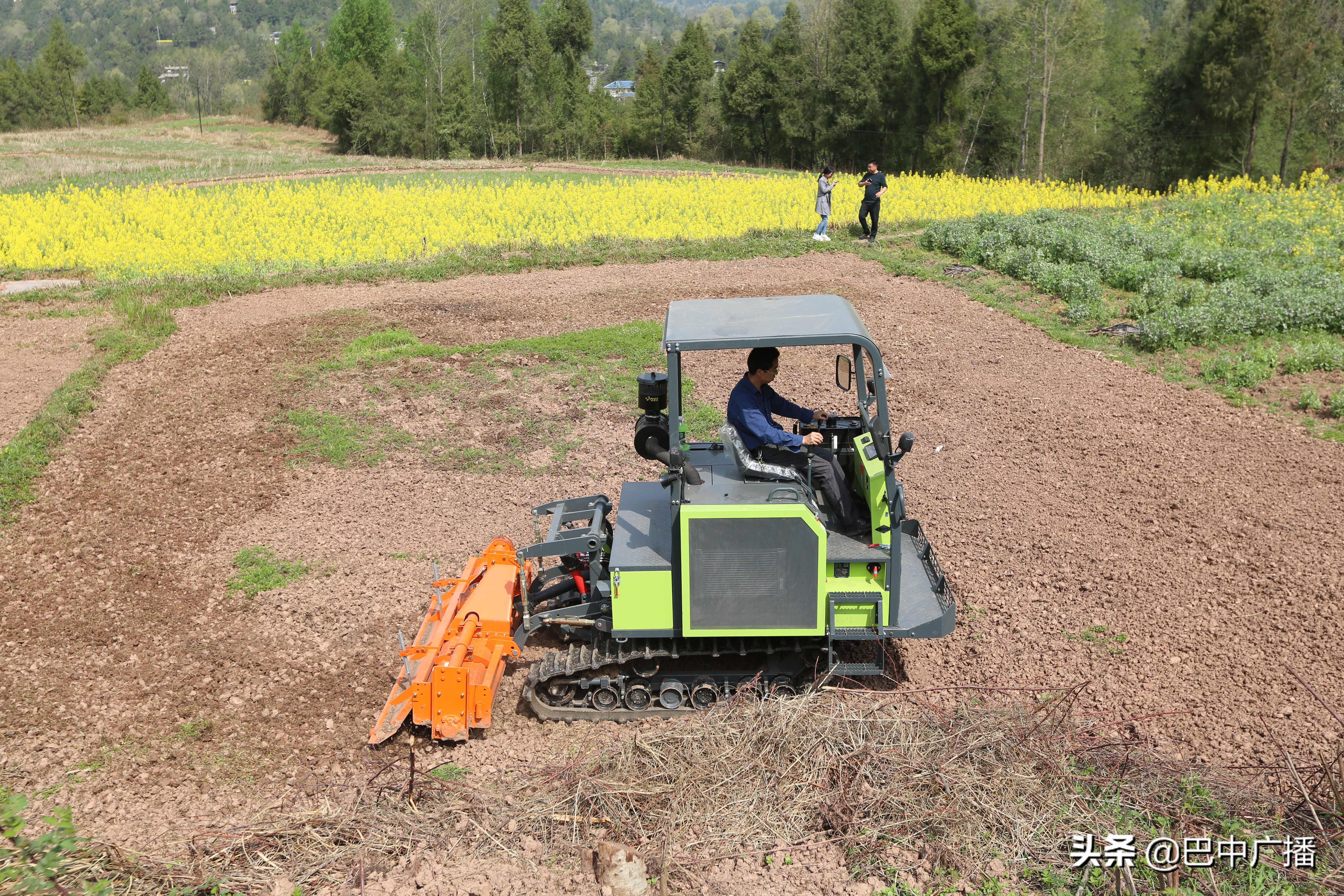 有效整治农户撂荒耕地10万亩,农村合作社撂荒土地整治