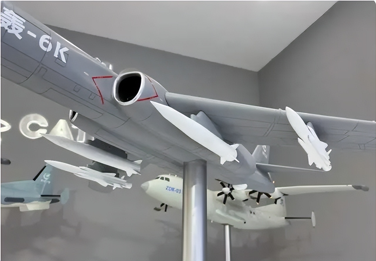 轰6k携带空射弹道导弹,轰6k时代楷模是怎么来的