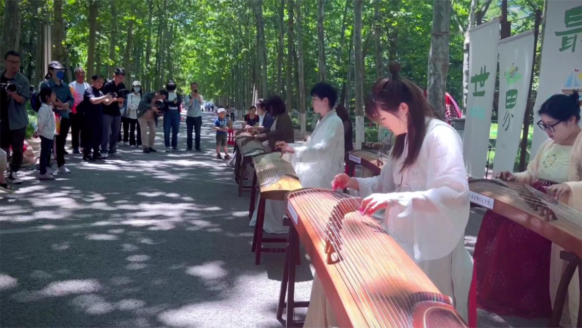雅乐悠扬展古筝文化魅力