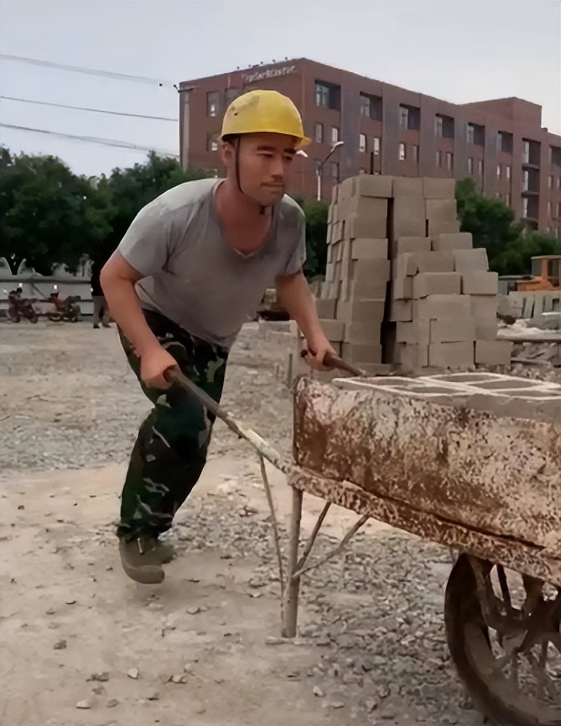 兄弟反目、为钱撕破脸,这些红极一时的组合,各有各的故事