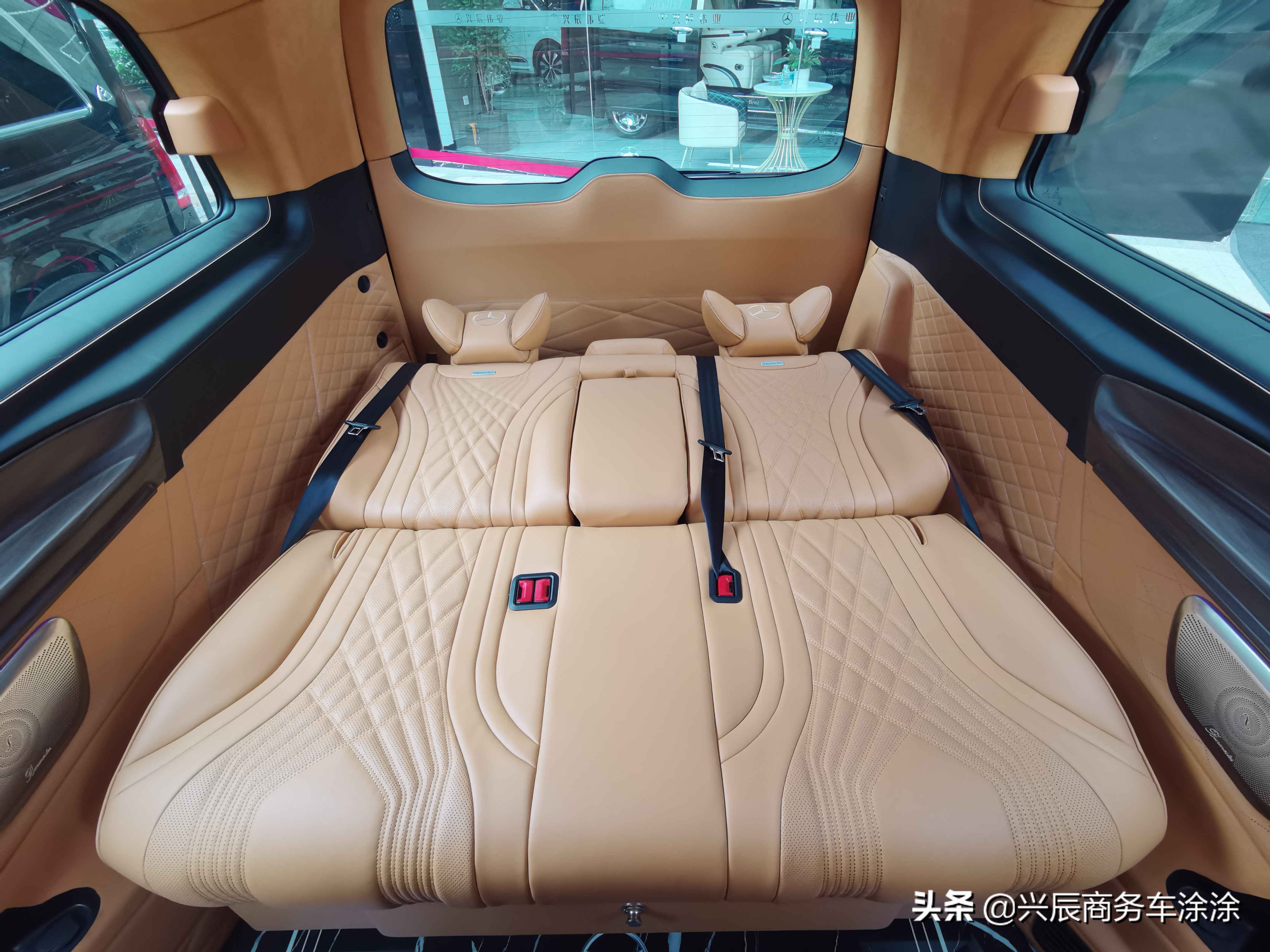 奔驰威霆7座mpv商务车报价多少钱,奔驰mpv七座威霆价格