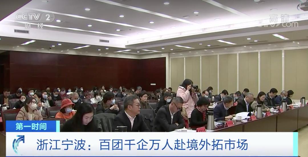 都在搞钱,都在拼命搞钱的时代