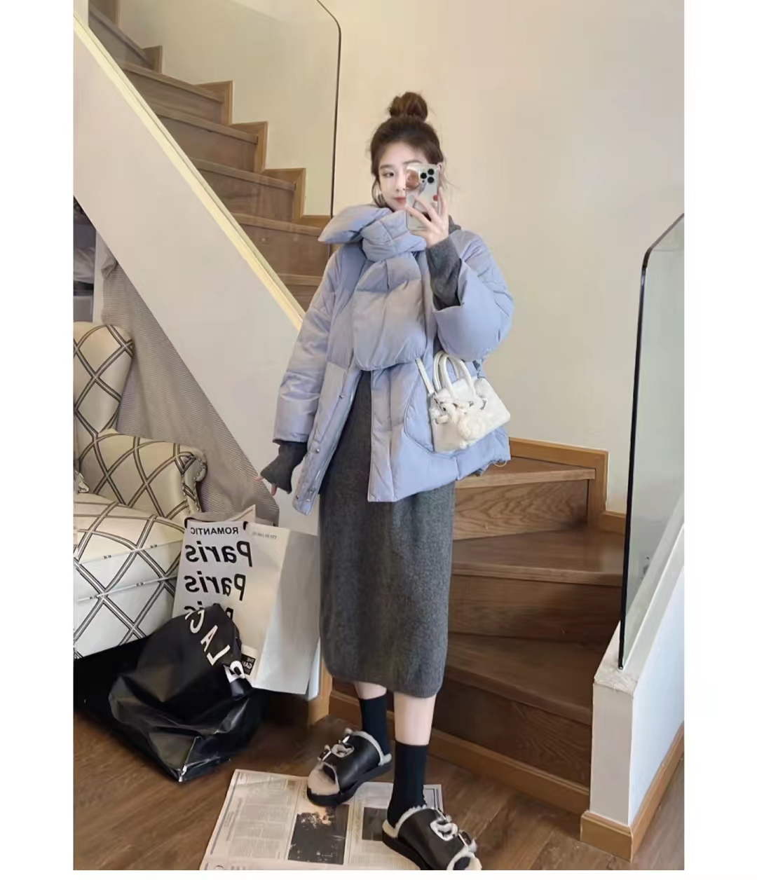 浅蓝色羽绒服怎样搭配黑色半身裙,短款白色羽绒服的最佳搭配半身裙