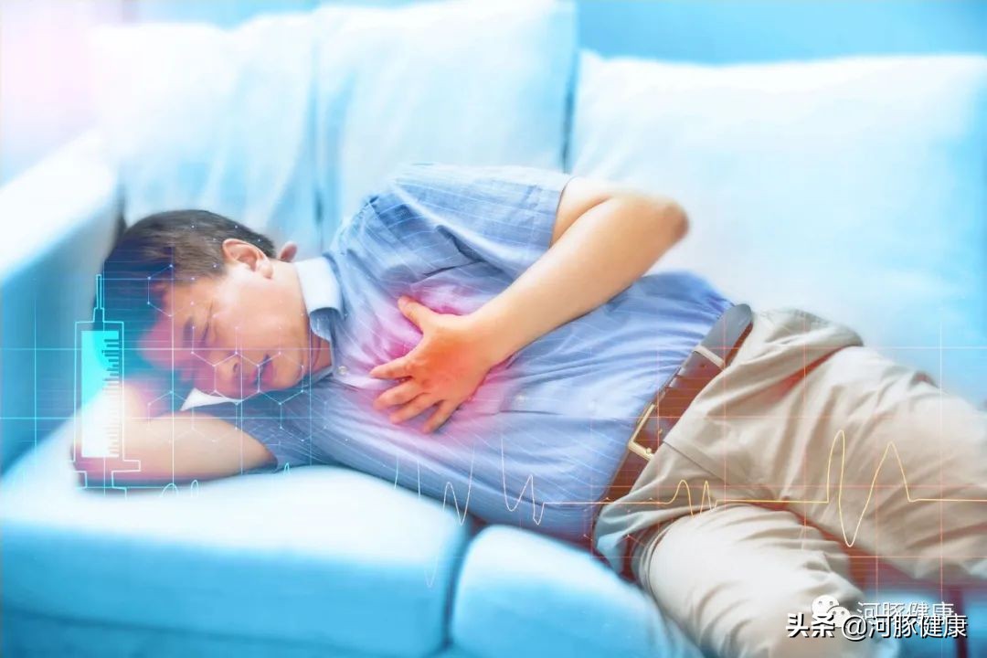 刷牙时牙龈出血要警惕,刷牙时牙龈出血牙膏会进入血液吗