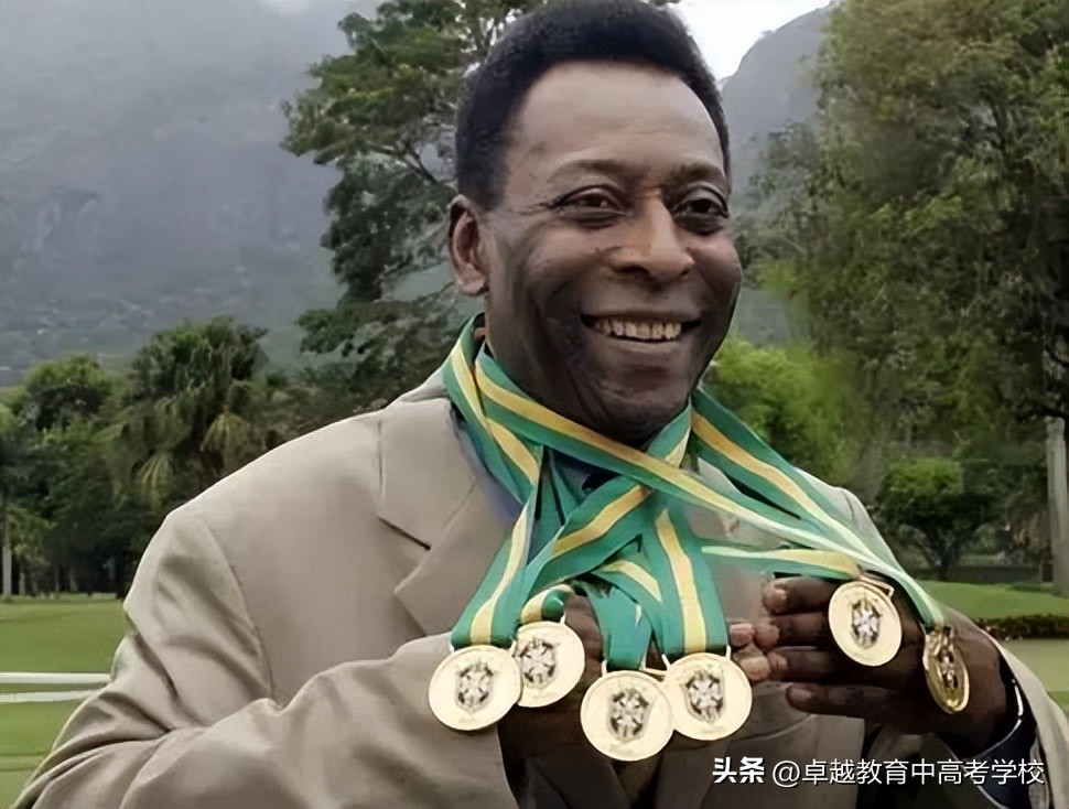 球王贝利去世享年82岁,球王贝利去世终年82岁一路走好