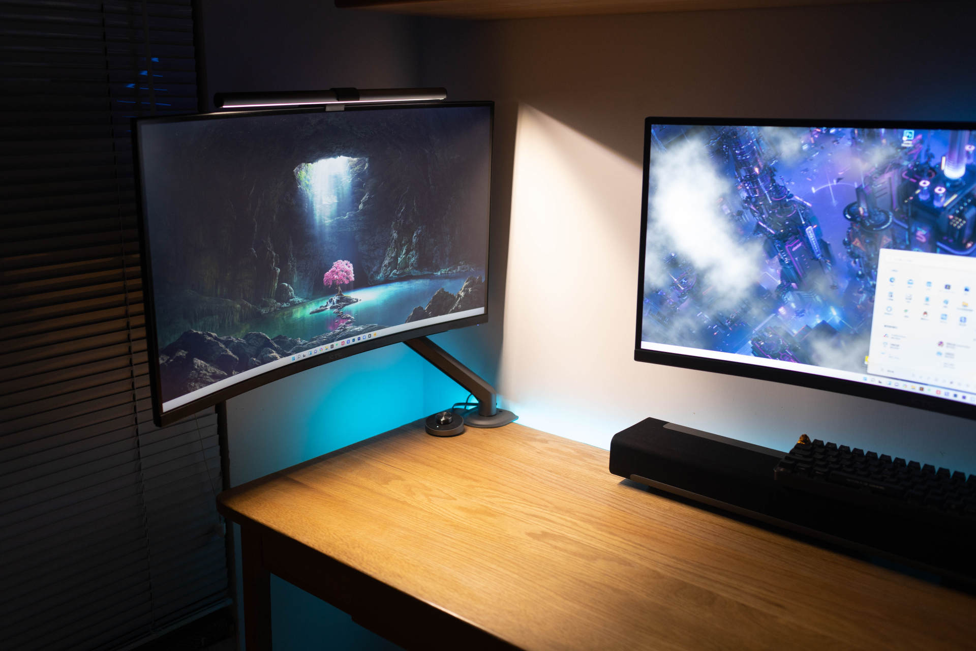 23.8英寸显示器桌面效果,桌面1.3米扩展显示器