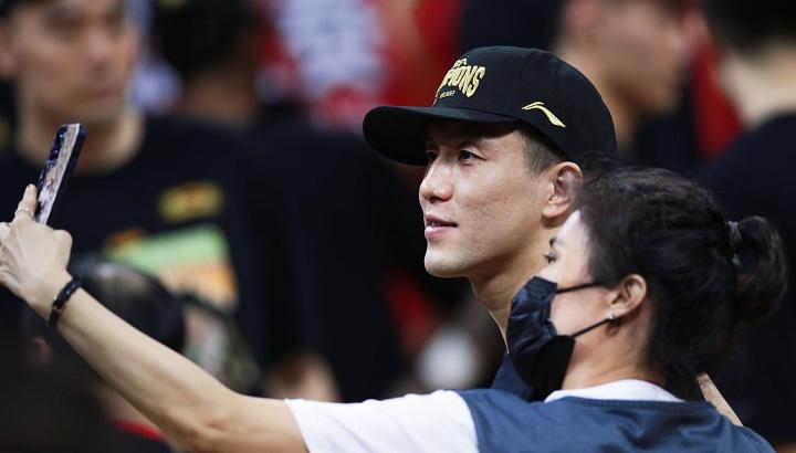 辽篮夺冠庆祝直播,辽篮击败广东夺冠郭艾伦大爆