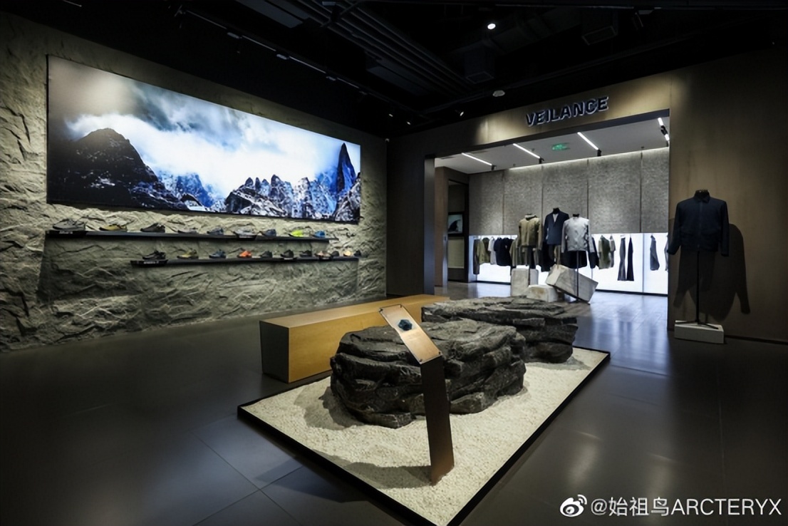 一件冲锋衣原价1200,一件冲锋衣卖到上万