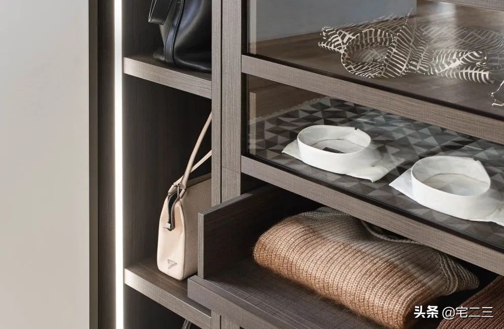 “感”官研究员｜卧室收纳做好这六点，避免换季衣物“大迁徙”