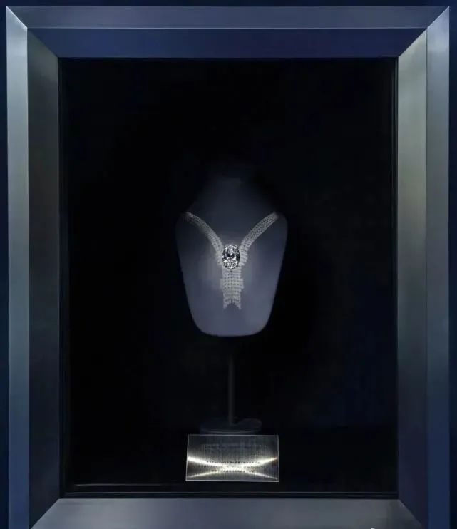 5折了还叫奢侈品，这不是打脸吗？LVMH“丑拒”代购