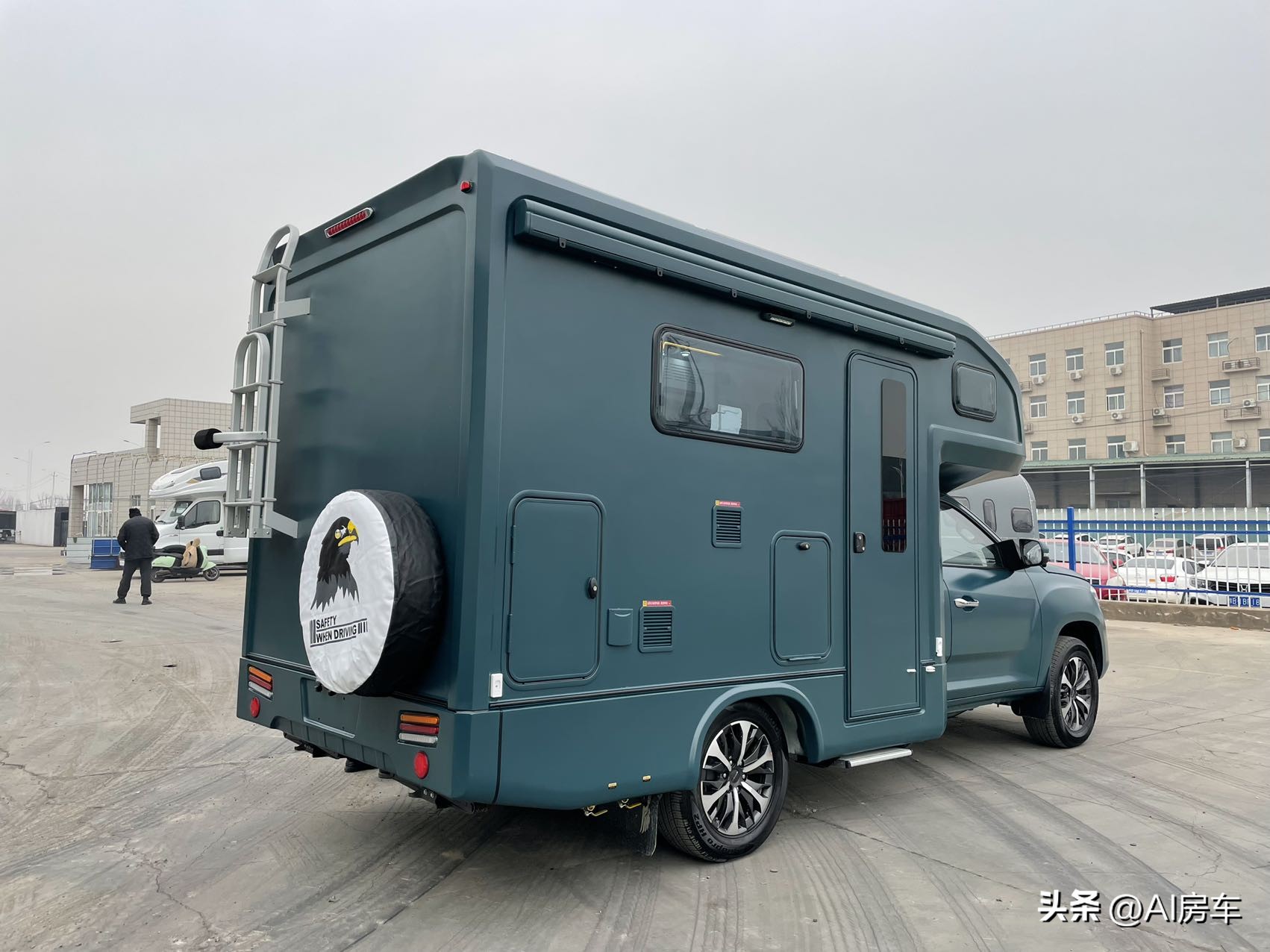 上汽大通t70柴油自动高配版房车,大通t70升顶四驱房车