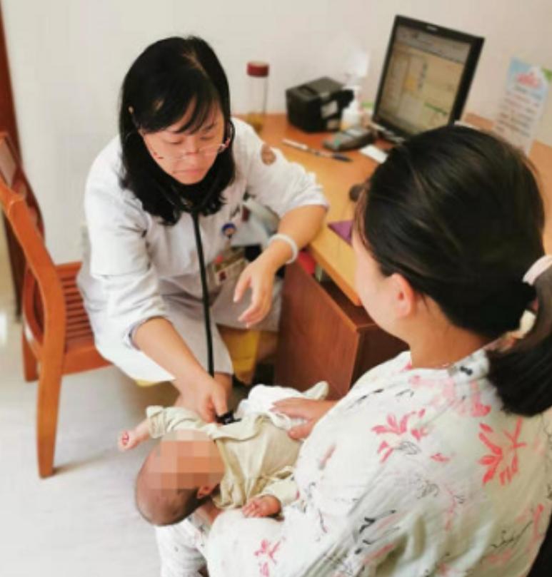 奶水不够怎么能知道宝宝吃饱了,宝宝5个月了奶水不够怎样追奶