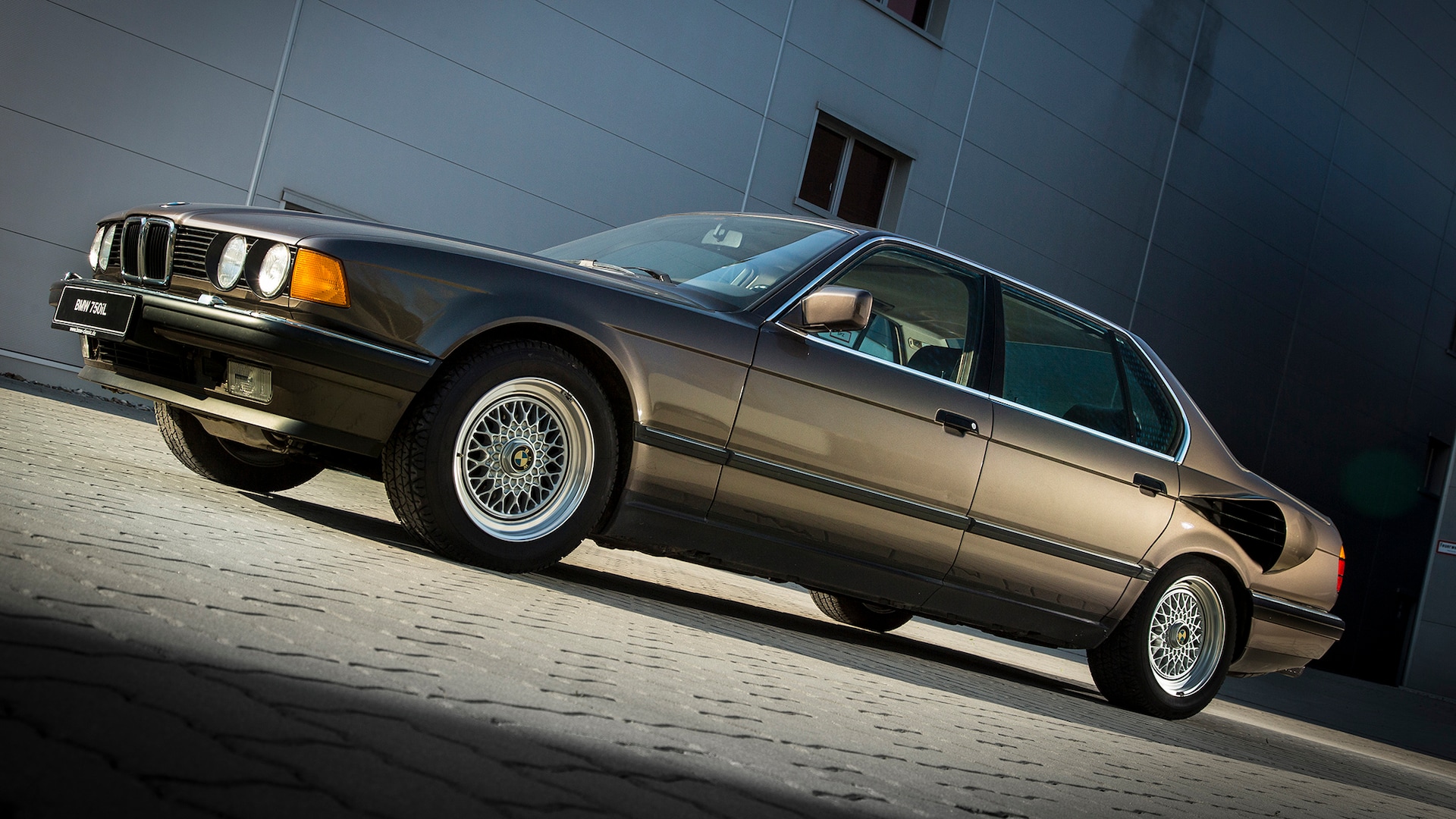 宝马7系发展史图片素材,宝马7系历代车型一览表