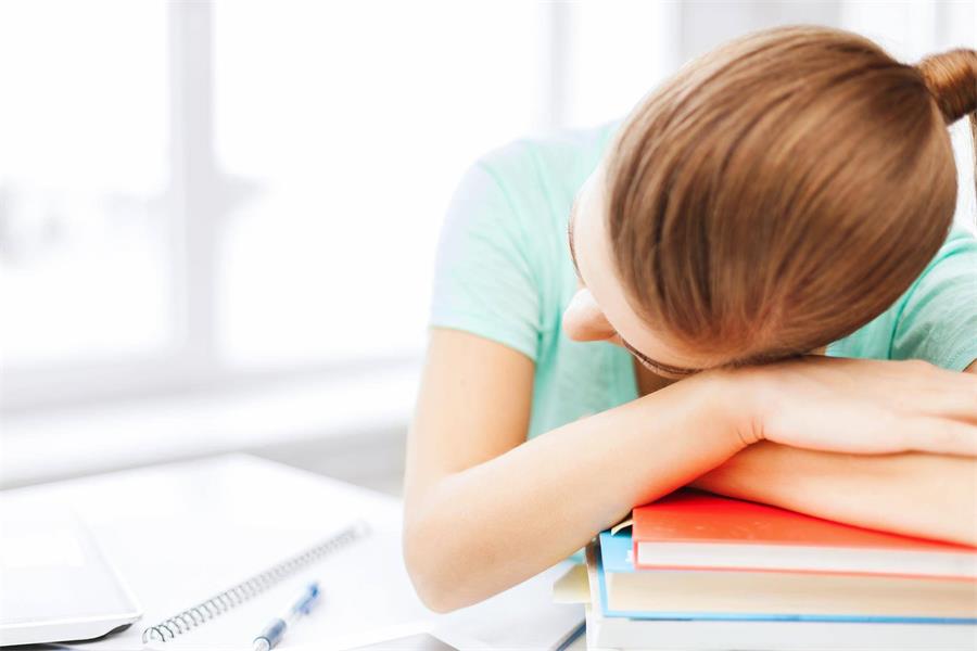 吃饱了就犯困怎么调理,吃饱犯困怎么缓解