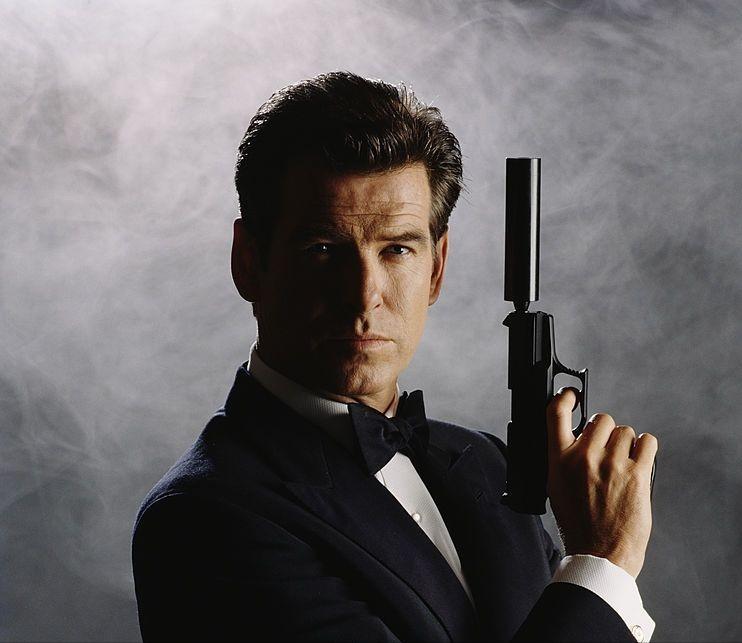 007之黑日危机原版,007电影的背景音乐