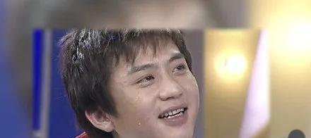 夫妻重逢的画面,夫妻重逢感人瞬间