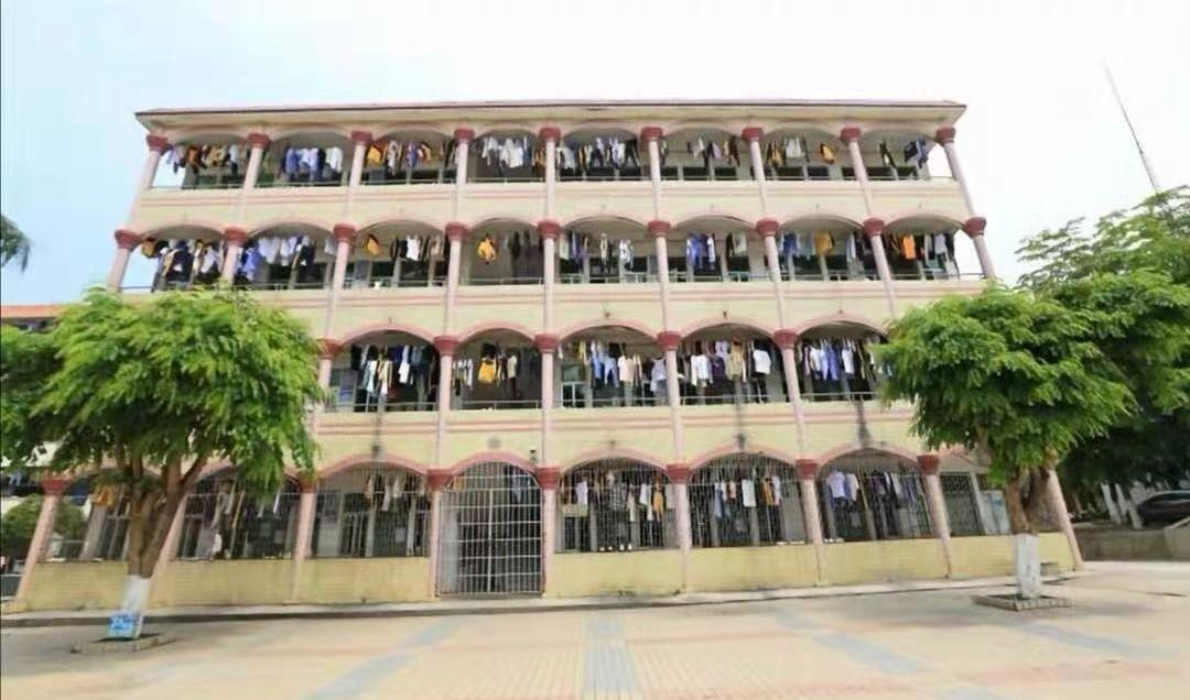 海南儋州八一中学成人礼,儋州市八一高中