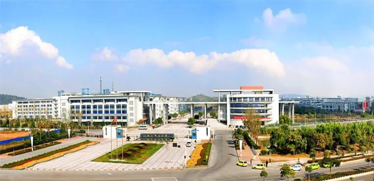 615分，你会选南京邮电大学计算机还是杭州电子科技大学计算机？