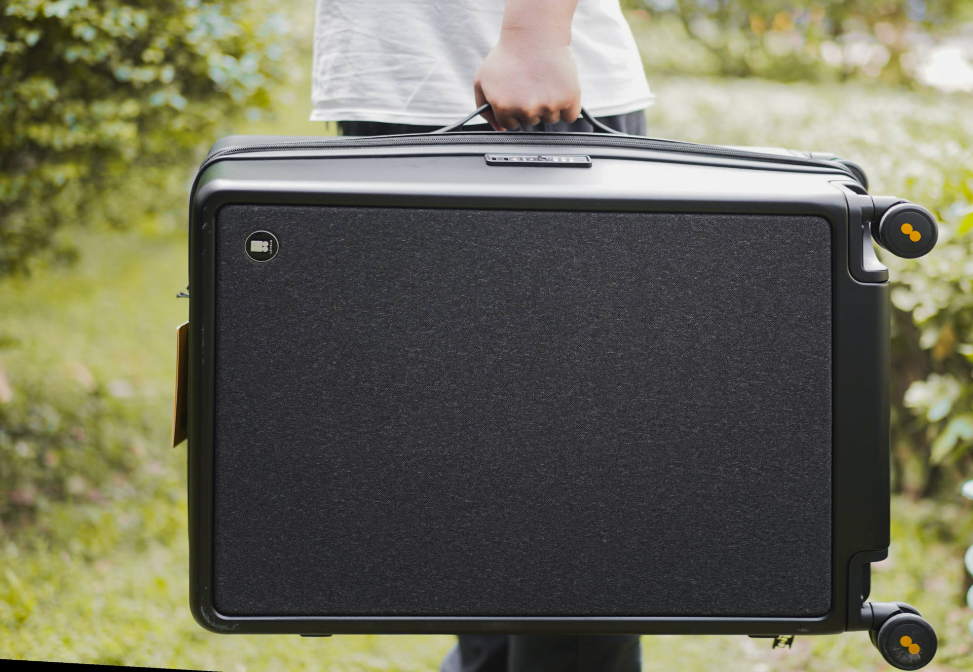 带上它，随处都是家—地平线8号城市脉搏拉杆箱