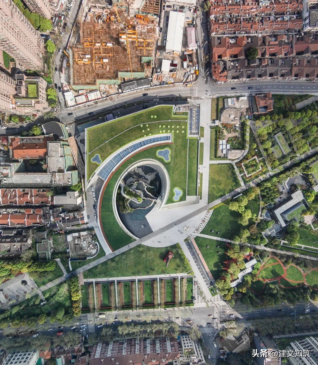 上海自然博物馆建筑设计,上海自然博物馆的设计构思