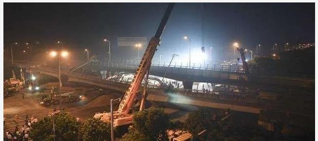 花湖G50大桥侧翻事故调查报告,湖北花湖互通高架桥侧翻检测方案