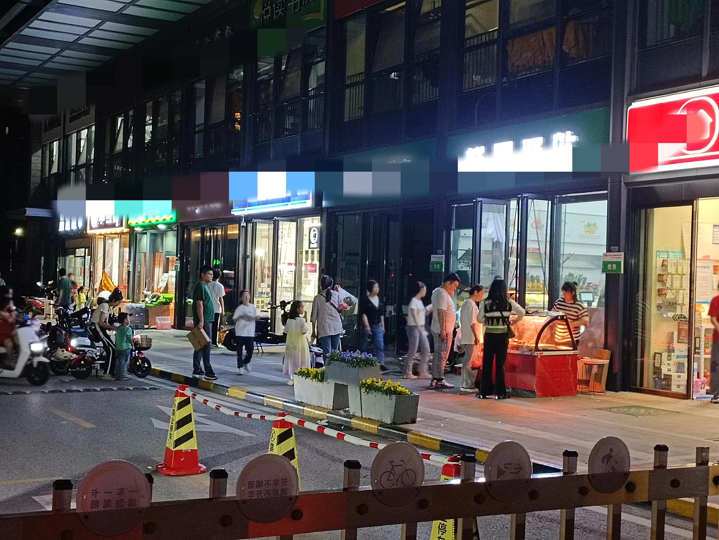 我辞去南京公司经理工作，75万开两家水果店，如今悔不当初！