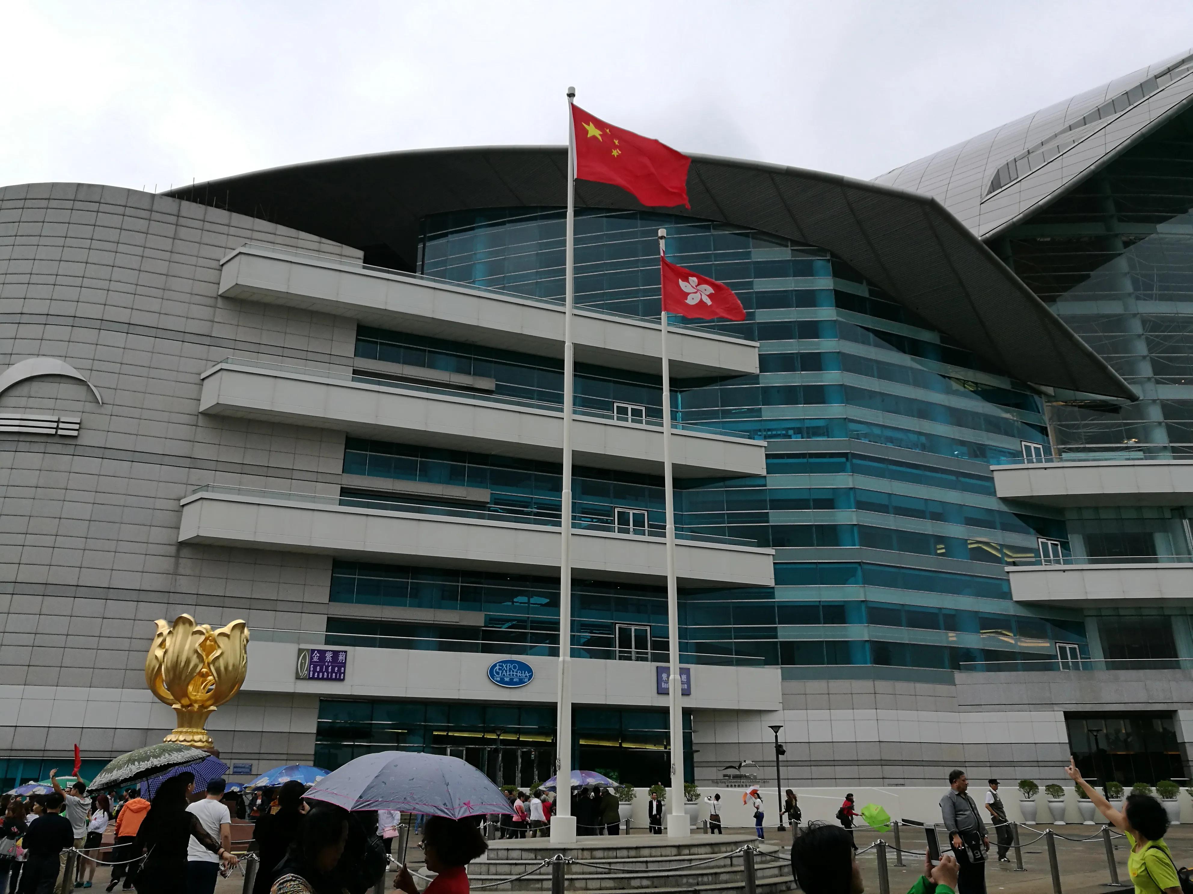 琳琳和朋友的视频,琳琳和她的朋友视频