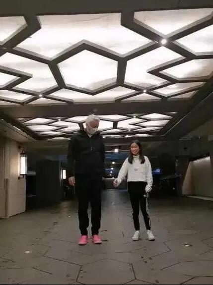 张庭卖惨视频,张庭需要赔钱吗