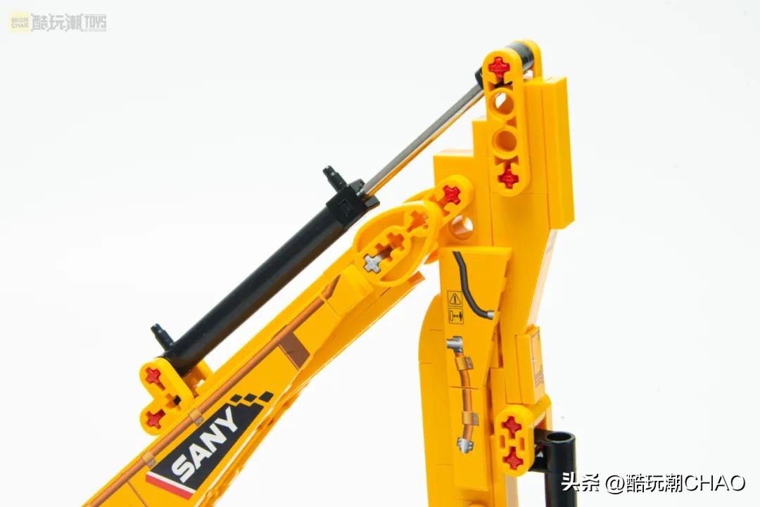 森宝积木三一重工系列拼搭视频,森宝积木三一重工吊车拼装视频